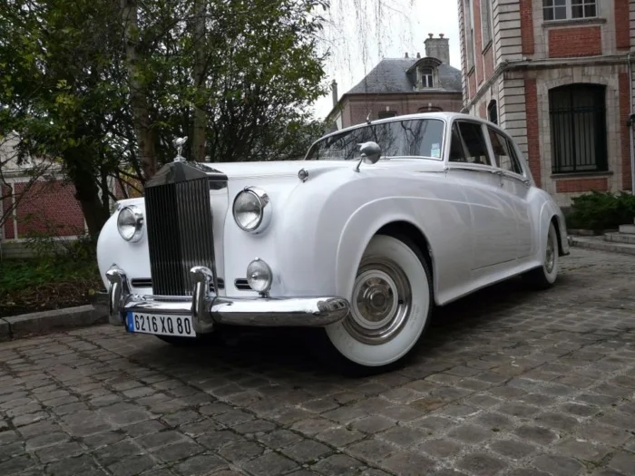 Limousine blanche pour mariage – Image 2