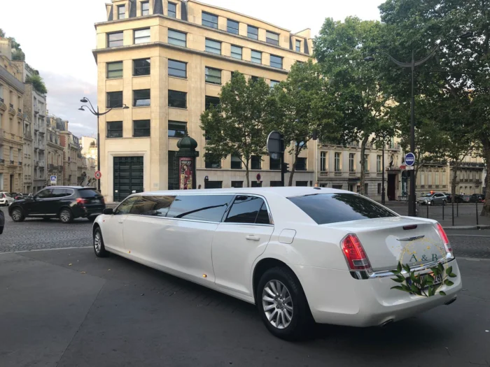 Location limousine chrysler 300 C – Image 2