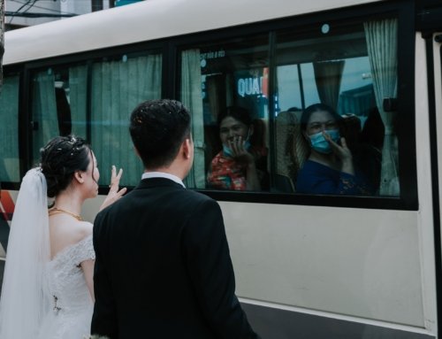 Cortège de mariage : quels transports choisir et pourquoi faire appel à des chauffeurs professionnels ?